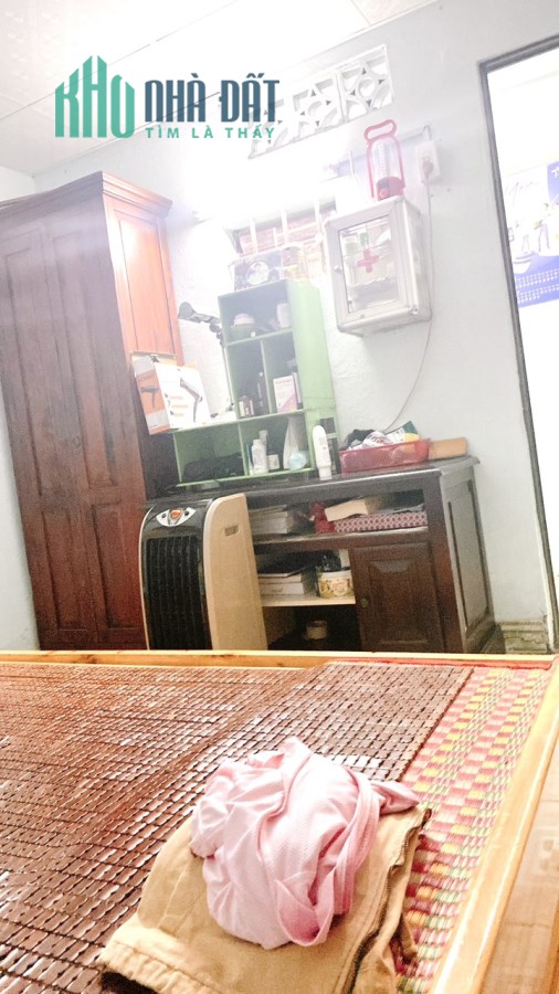Bán nhà 1 trệt 1 lầu HXH 90m2, 3PN Lã Xuân Oai quận 9. Chỉ 4.3 tỷ