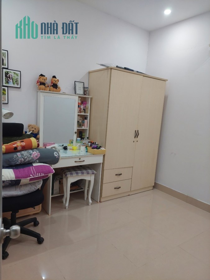 NGộp Bán Nhà HXH Thông Hương Lộ 2  - 38m2 - 3 tầng