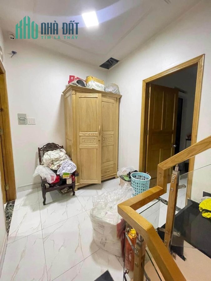 Nhà 4 Tầng HXH OTO Đậu Trong Nhà - Hoàn Công Đủ - Kề Phú Mỹ Hưng - Quận 7