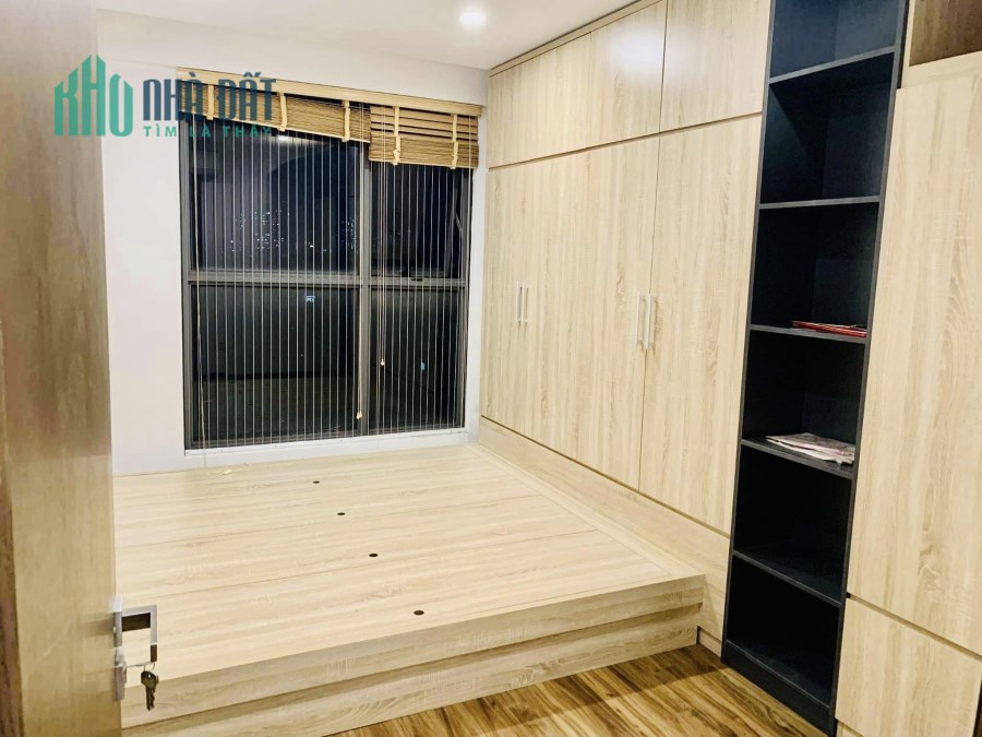 Chính chủ bán Chung cư Golden Palm 21 Lê Văn Lương, Thanh Xuân, 81m2, vị trí đẹp, view thoáng.