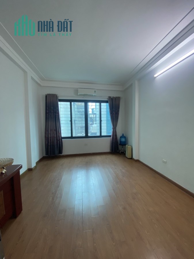 Phố Cự Lộc Thanh Xuân 50m 3 tầng mặt tiền 4.2m ngõ nông gần phố nhỉnh 5 tỷ lh 0817606560