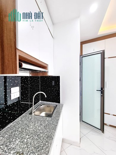💥 Bán Tòa CCMN Lê Duẩn, Đống Đa 46m2 6T thang máy, MT 8m, 9 Phòng KK, Chỉ 7.3 Tỷ 💥