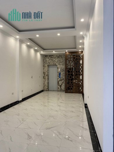 Bán nhà 161m2 phố Nghi Tàm, Tây Hồ Gara 2 Ô tô Thang máy XỊN Dòng tiền khủng 1.5 tỷ 16.9 Tỷ