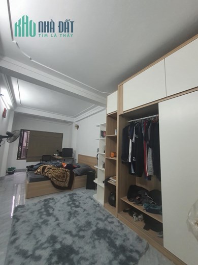 Bán ngôi nhà 67m2 phố Nghi Tàm, Tây Hồ 6 phòng ngủ Thang máy XỊN 10m Ngõ Ô tô tránh 6.2 Tỷ