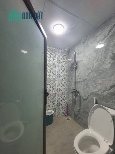 Bán nhà 66m2 phố Nghi Tàm, Tây Hồ 6 tầng Thang máy XỊN Ô tô tránh 10m 6.3 Tỷ