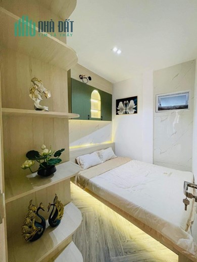 NHÀ ĐẸP 3 TẦNG FULL NỘI THẤT SÁT ĐƯỜNG ĐINH TIÊN HOÀNG DỌN VÀO Ở NGAY