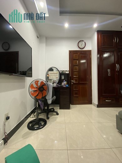 Bán nhà hẻm ô tô thông 49m2 Bàu Cát phường 12 Tân Bình 4 tầng 6 tỷ 8