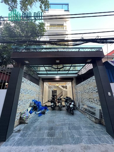 BÁN NHÀ PHỐ NGUYỄN VĂN CỪ, DT 85M, 6T, GIÁ NHỈNH 10 TỶ, NHÀ ĐẸP, THANG MÁY, 2 Ô TÔ NGỦ TRONG NHÀ