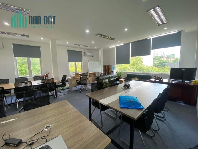Bán Toà Nhà Văn Phòng Phố Dương Đình Nghệ, Cầu Giấy, 8 Tầng Thông Sàn Dòng Tiền Cực Cao.