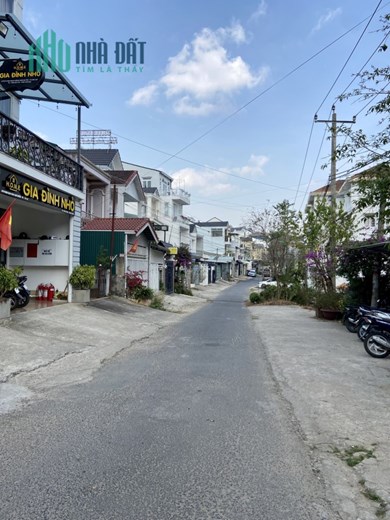 Bán đất 330m2 sổ riêng xây dựng 2 mặt tiền đường Ngô Quyền, Phường 6, TP.Đà Lạt