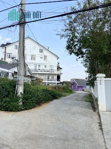Bán đất 330m2 sổ riêng xây dựng 2 mặt tiền đường Ngô Quyền, Phường 6, TP.Đà Lạt