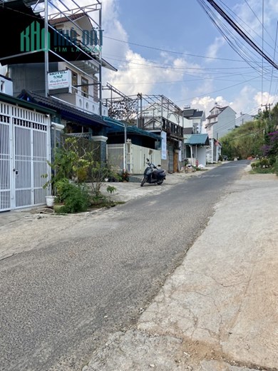 Bán đất 330m2 sổ riêng xây dựng 2 mặt tiền đường Ngô Quyền, Phường 6, TP.Đà Lạt