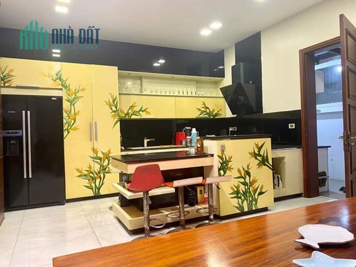 . Gỉam chào 500 triệu cho căn nhà 50m 4 tầng cạnh Aeon Dương Nội Hà Đông