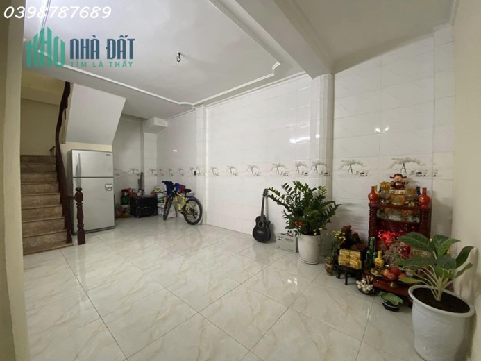 TÂN MAI - HOÀNG MAI - MẶT NGÕ Ô TÔ TRÁNH - KINH DOANH - SỔ ĐỎ NỞ HẬU - NHỈNH 3 TỶ