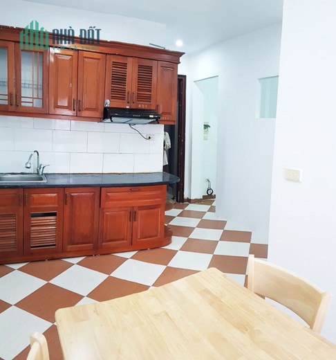 Cần Bán gấp Nhà 13,5 tỷ MT 7m Ngõ Pháo Đài Láng, 80m2x9T, , sđcc