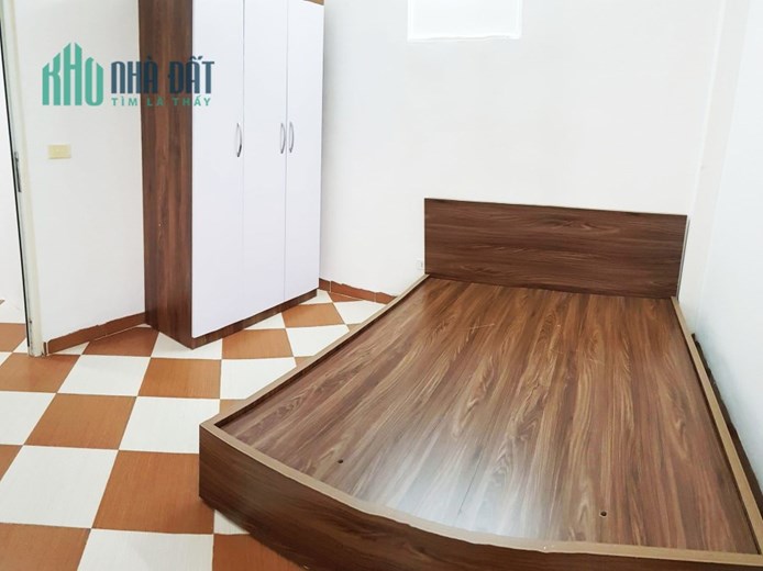 Cần Bán gấp Nhà 13,5 tỷ MT 7m Ngõ Pháo Đài Láng, 80m2x9T, , sđcc