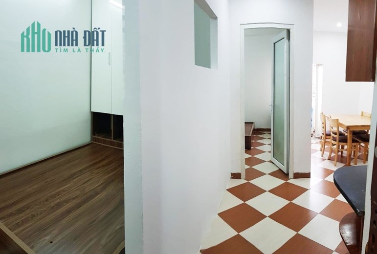 Cần Bán gấp Nhà 13,5 tỷ MT 7m Ngõ Pháo Đài Láng, 80m2x9T, , sđcc