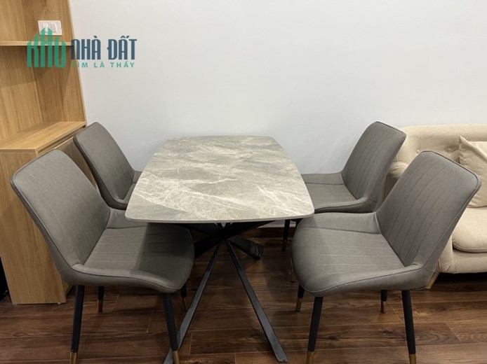 Cho thuê căn góc Full nội thất cao cấp chung cư VCI Tower 8 triệu/ tháng