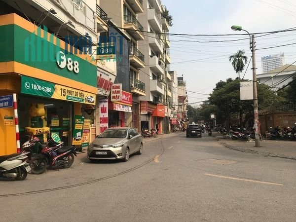 BÁN GẤP MẶT PHỐ LỚN, VỊ TRỊ ĐẮC ĐỊA XÂY TOÀ NHÀ VĂN PHÒNG CĂN HỘ, 180 TRIỆU/M2