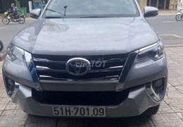 Chính chủ bán xe Fortuner 2019 174 Tô Hiệu, Phường Hiệp Tân, Quận Tân Phú, Tp Hồ Chí Minh