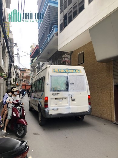 Chính chủ bán gấp nhà 4 tầng, mặt tiền 10m, ô tô tải, vài bước mặt phố Hoàng Quốc Việt, Cầu Giấy,