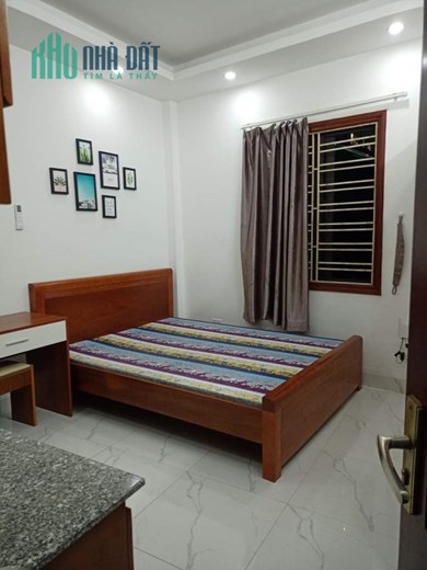 Bán ccmn Đại Từ 100m, 7 tầng thang máy, 22 phòng DT 80tr trước nhà ba gác, giá 13 tỷ