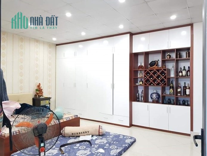 Bán ccmn Đại Từ 100m, 7 tầng thang máy, 22 phòng DT 80tr trước nhà ba gác, giá 13 tỷ