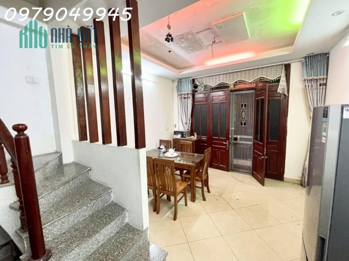 BÁN NHÀ HỒ TÙNG MẬU, 30M2X5T, MẶT TIỀN 5M, 30M RA MẶT PHỐ, GIÁ 3 TỶ HƠN