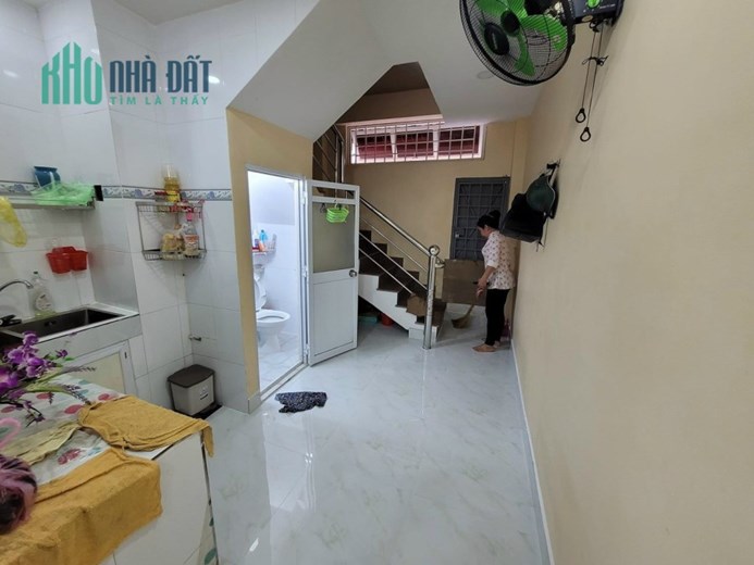 Đất Vàng Khu Vip Q10- HXH Quay Đầu-3 Căn ra Mặt Tiền, 38M2-Sổ A4-Không Quy Hoạch, Không Lộ Giới .
