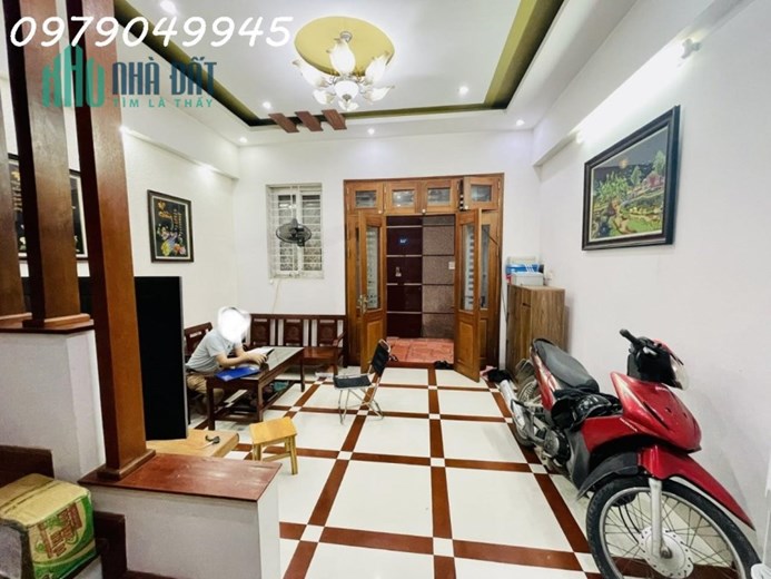 BÁN NHÀ DOÃN KẾ THIỆN 4.3TỶ, SIÊU ĐẸP, 30M2X6T, NỞ HẬU, ẢNH THẬT BÊN DƯỚI