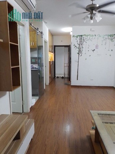 Bán căn hộ chung cư The Golden An Khánh 2 phòng ngủ 63m2 ban công Đông Nam full nội thất liền tường