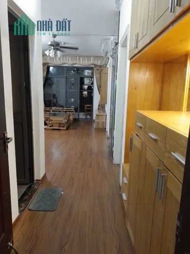 Bán căn hộ chung cư The Golden An Khánh 2 phòng ngủ 63m2 ban công Đông Nam full nội thất liền tường