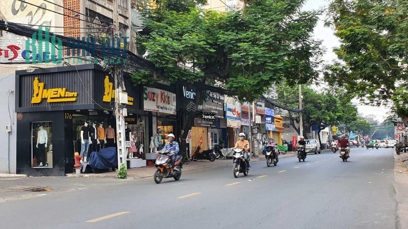 Cho thuê nhà mới HXH Ung văn khiên trệt 2 lầu 18tr