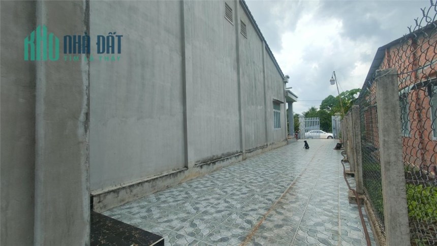 Bán căn nhà ngộp ngộp tại Phước Đông - Giải pháp cho nhu cầu ngày càng tăng!