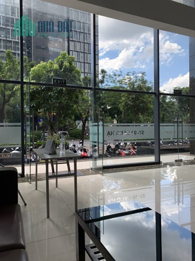 Cho thuê văn phòng Petrowaco, mặt phố Láng Hạ, quận Đống Đa, Dt 100m2 đến 1000m2