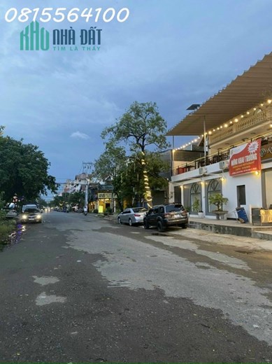 Giảm giá 45 tỷ còn 39 tỷ bán gấp Biệt thự 2MT sông sài gòn, Đường số 23, hiệp bình chánh, thủ đức.