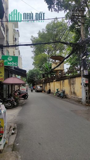 Bán Nhà HXH Cao Thắng, Quận 10, Ngay Hà Đô Centrosa, 4 Tầng, 5PN + Sân thượng
