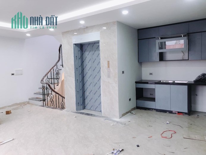 MẶT PHỐ - LÔ GÓC - MẶT TIỀN RỘNG - KINH DOANH ĐỈNH - 6 TẦNG THANG MÁY MỚI CỨNG ĐANG HOÀN THIỆN.