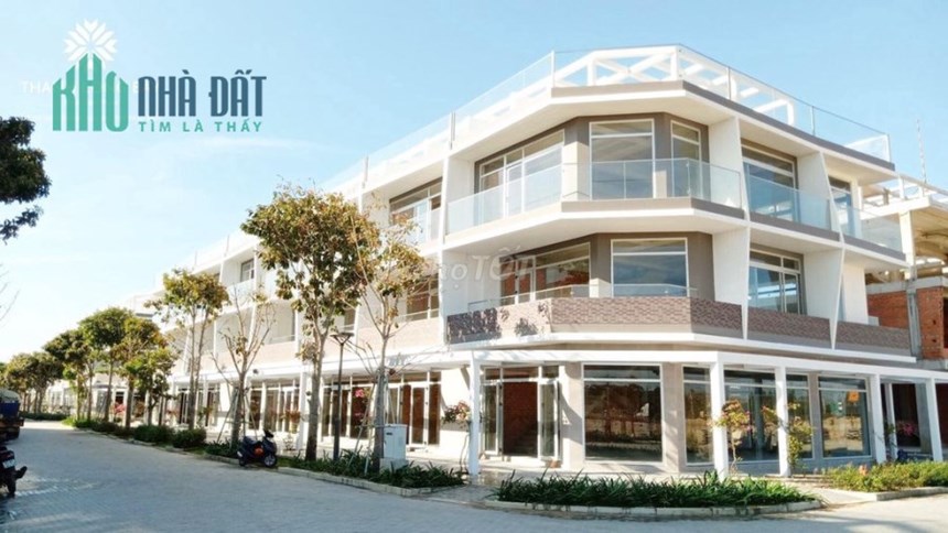 NHÀ PHỐ BIỂN 2 MẶT TIỀN. VÙNG TRỦNG ĐẦU TƯ CỦA BÌNH THUẬN.