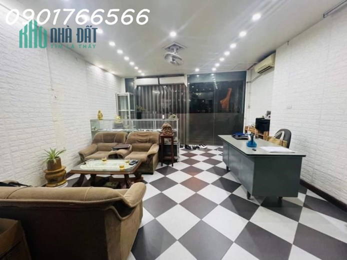 Bán nhà Mặt Phố Nguyễn Ngọc Nại, Quận Thanh Xuân, 105m x 5T, Giá 25 tỷ.