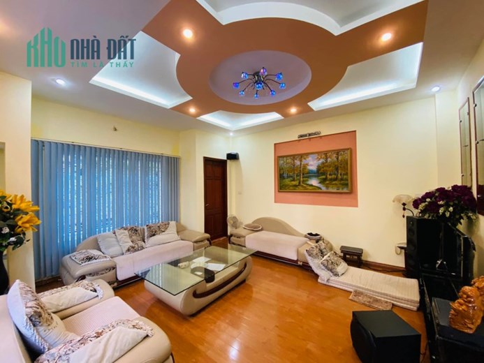 Bán nhà phố Thái Thịnh, Đống Đa, ô tô KD 70m, 4 tầng, mt 4.5m. Giá: 17 tỷ