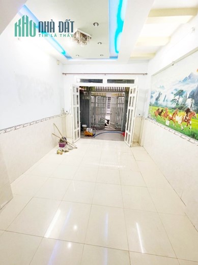 Bán Gấp Nhà 1 sẹc đường số 8 BHH Ngay AEON TÂN PHÚ 52m2 ,HXH 3 Tầng Nhỉnh 4 tỷ xíu