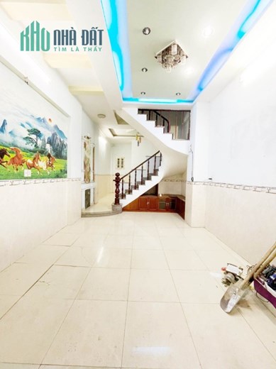 Bán Gấp Nhà 1 sẹc đường số 8 BHH Ngay AEON TÂN PHÚ 52m2 ,HXH 3 Tầng Nhỉnh 4 tỷ xíu