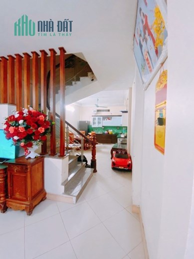 BÁN NHÀ HÀO NAM, ĐỐNG ĐA 42M2 X 4 TẦNG, LÔ GÓC, Ô TÔ TRÁNH, 2 THOÁNG, CHỈ 4,7 TỶ, LH 096 6037496