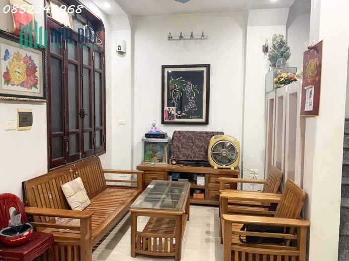 Bán nhà ngõ 255 Quan Hoa, Cầu Giấy, 43m2, 4 tầng, 5m ra ô tô dừng dỗ, giá 5.8 tỷ