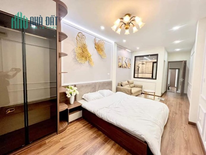 Bán nhà mặt phố Đỗ Quang, Cầu Giấy 48m, 6 tầng, mt 4m. Giá: 22 tỷ