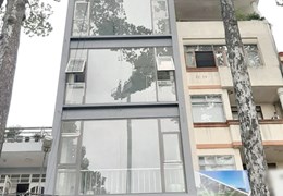 Cho thuê NNC 8 tầng MT đường Đào Duy Từ P6Q10. Giá 100 triệu