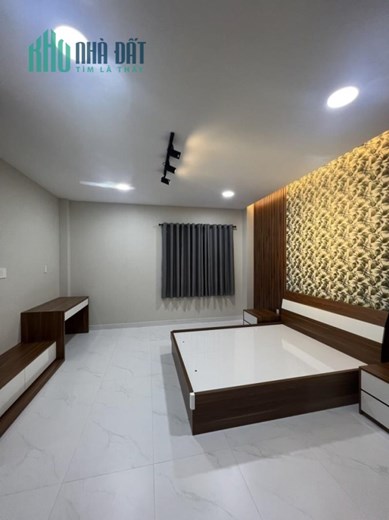 Bán nhà đường Bùi Thị Xuân - Quận 1 - 4Tầng - Chỉ 6Tỷ 200.