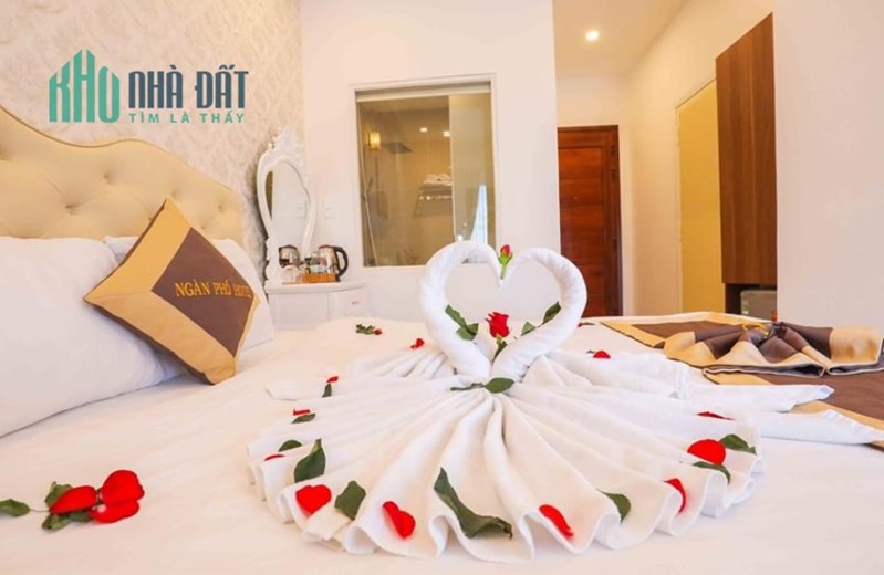 ( Gấp quá rồi ) Giảm sâu bán gấp Khách sạn đẹp đường Nhà Chung, Đà Lạt giá 16 tỷ còn 10.5 tỷ