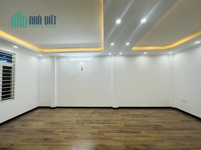 Bán Gấp nhà Tôn Đức Thắng - Hàng Bột, Dt 40m x 5t, Mt: 6m, Giá 5 tỷ 4.